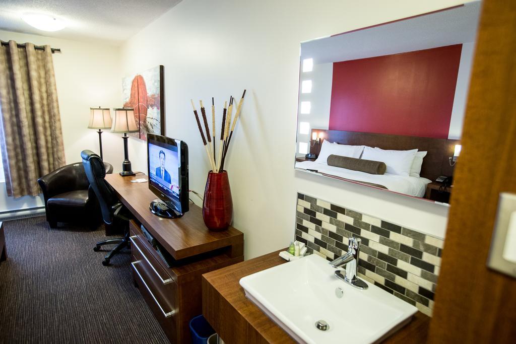 Superior "Tendance" Room 1 King Bed,28453640:JPEG