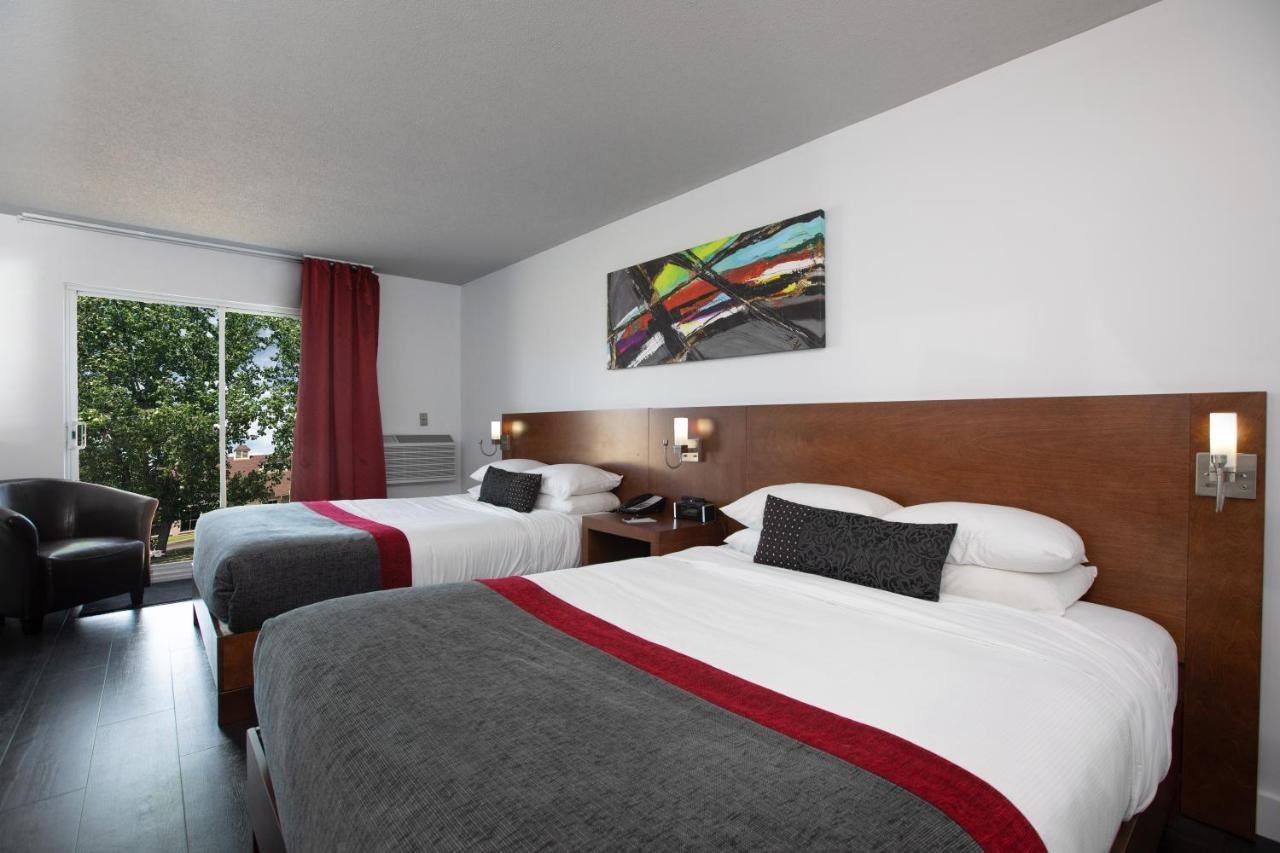 Executive Room Two Queen Beds